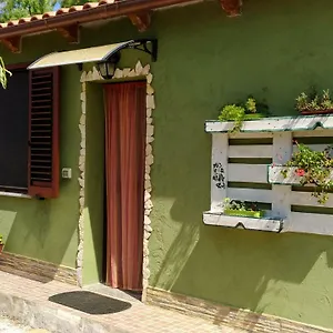 Il Salice , Casa Minnina Italy